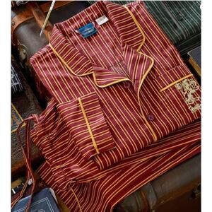 Pottery Barn Teen Harry Potter Gryffindor House Sateen Pajama Set Size Medium